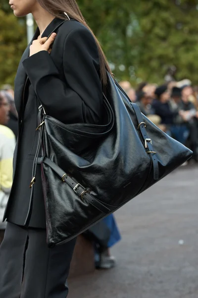 Look 27